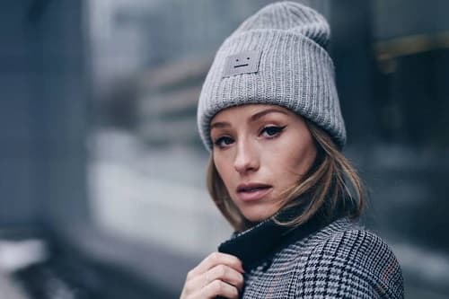 SOĞUK HAVALARDA NASIL MAKYAJ YAPMALI?