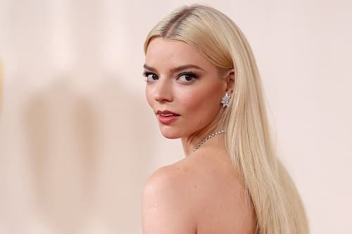 ANYA TAYLOR-JOY’UN SAÇ STİLİSTİNDEN OLAPLEX NO.0 VE NO.3 TÜYOSU