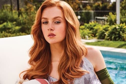 KALIN TELLİ SAÇLAR NEDEN KABARIR? ELEKTRİKLENMEYİ ÖNLEYEN 5 PROFESYONEL İPUCU