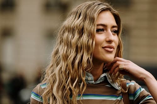 UZUN SAÇLARDA KIRIK ÖNLEME YÖNTEMLERİ