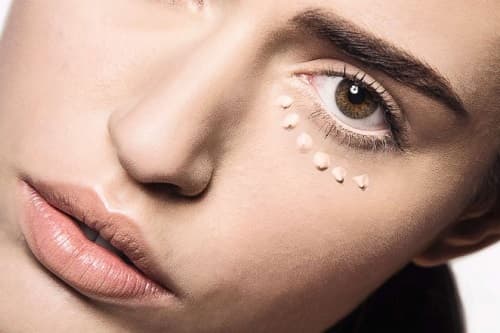 MİKRO-KAPATICI TEKNİĞİ İLE KUSURSUZ CİLT