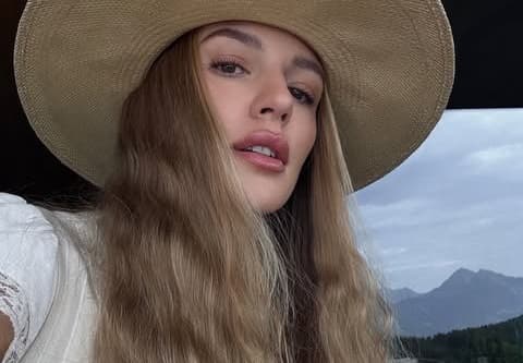 DOLGUSUZ DUDAKLARI DOLGUN GÖSTERMENİN YOLLARI