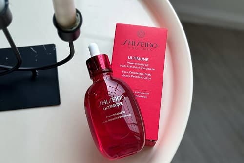 SHISEIDO ULTIMUNE POWER INFUSING OIL İLE ÇOK YÖNLÜ BAKIM MÜMKÜN