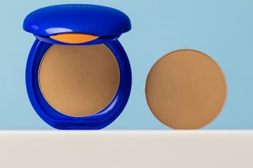 CİLDİNİZİ KORURKEN GÜZELLEŞTİRMENİN SIRRI: SHISEIDO UV PROTECTIVE COMPACT FOUNDATION SPF30