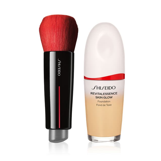 REVITALESSENCE SKIN GLOW FOUNDATION & BRUSH BUNDLE
