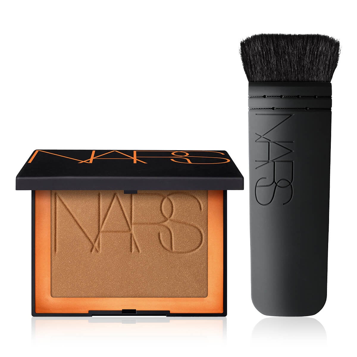 Cilde Boyut Kazandıran Bronzer & Fırça Seti